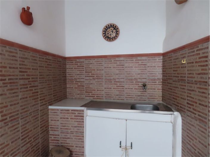 Image No.7-2 Bed Property for sale