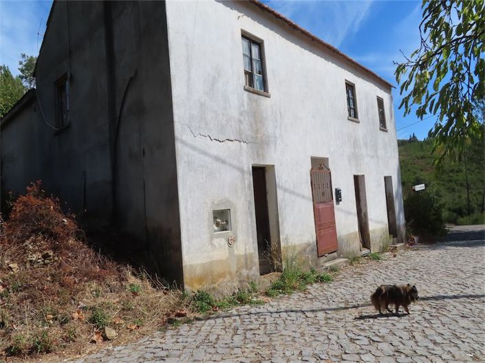 Image No.3-3 Bed Property for sale