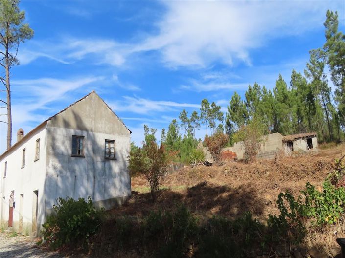 Image No.7-3 Bed Property for sale