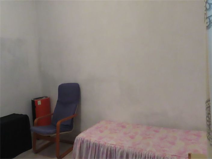 Image No.15-2 Bed Property for sale