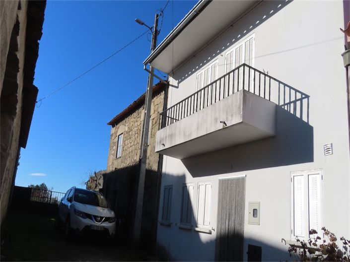 Image No.2-2 Bed Property for sale