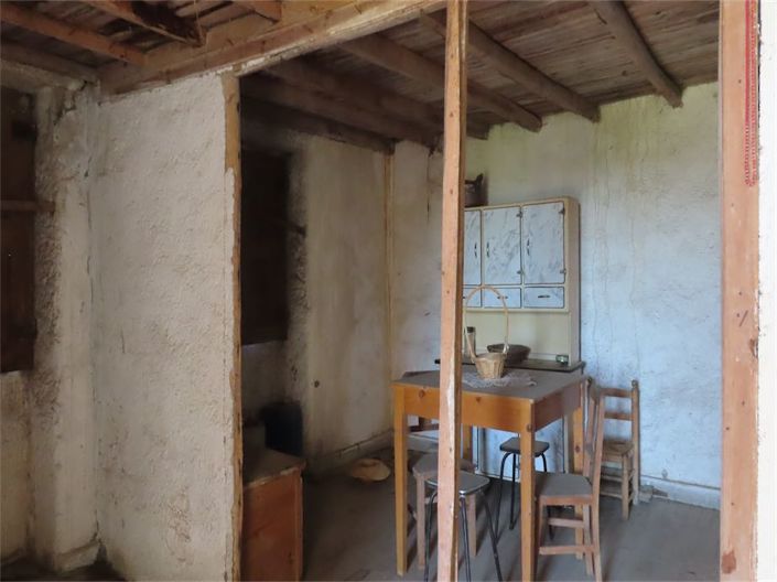 Image No.25-2 Bed Property for sale