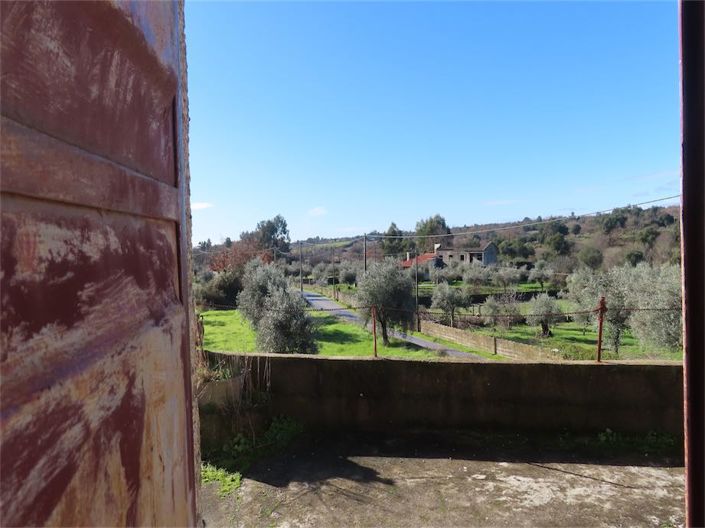 Image No.30-2 Bed Property for sale