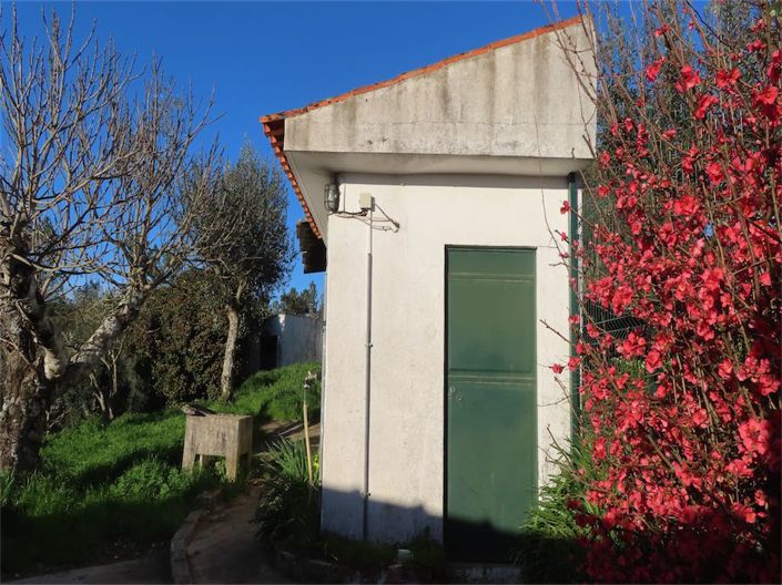 Image No.27-3 Bed Property for sale