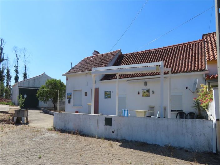 Image No.10-3 Bed Property for sale