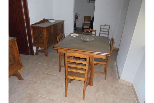 Image No.3-3 Bed Property for sale