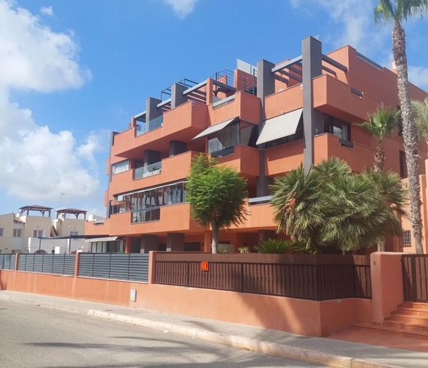 Image No.1-2 Bed Apartment for sale