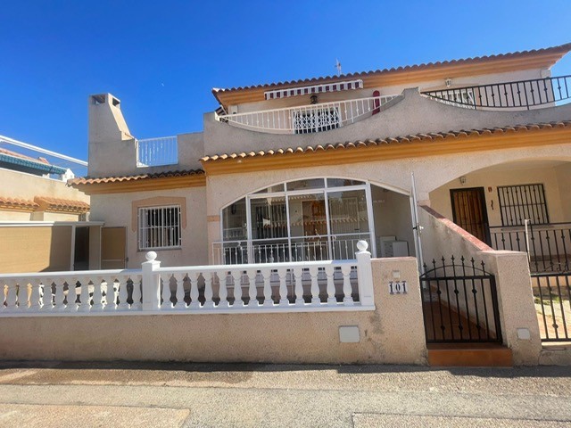 Image No.1-2 Bed Quad for sale