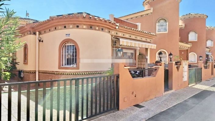 Image No.1-2 Bed Villa for sale