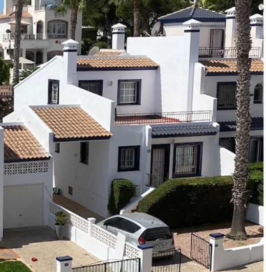 Image No.1-3 Bed Villa for sale