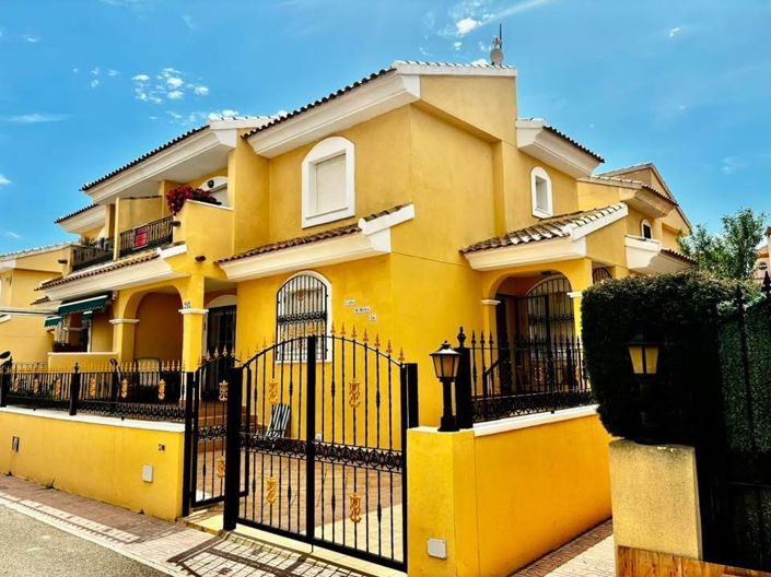 Image No.1-3 Bed Semi-Detached for sale
