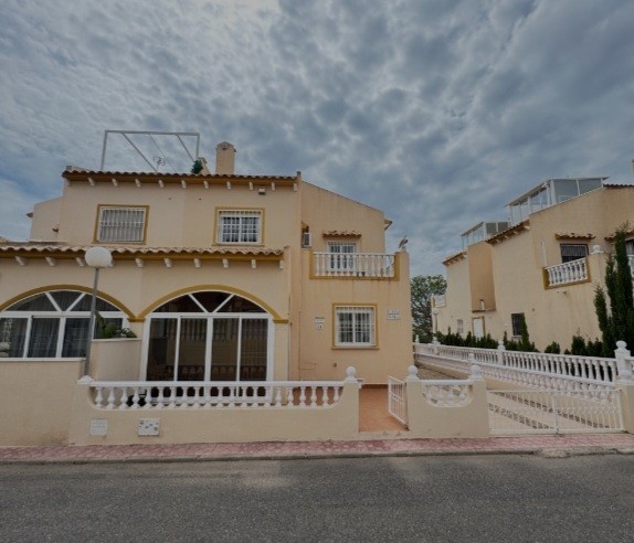Image No.1-2 Bed Townhouse for sale