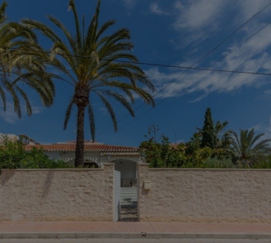 Image No.1-4 Bed Villa for sale
