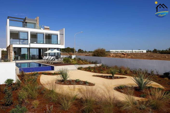 Image No.4-Villa de 5 chambres à vendre à Ayia Thekla