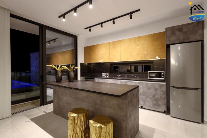 Image No.15-Villa de 5 chambres à vendre à Ayia Thekla