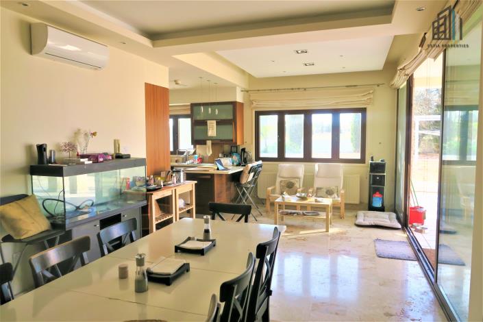 Image No.7-3 Bed Villa for sale