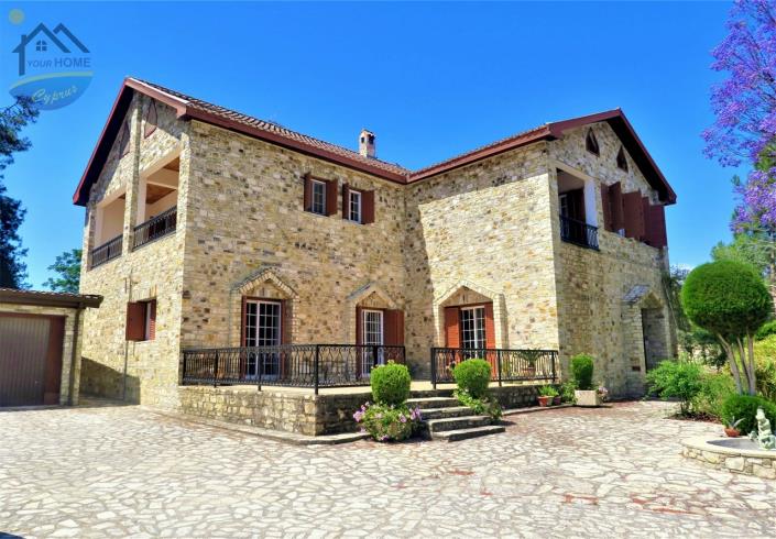 Image No.1-3 Bed Villa for sale