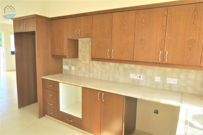 Image No.6-3 Bed Villa for sale