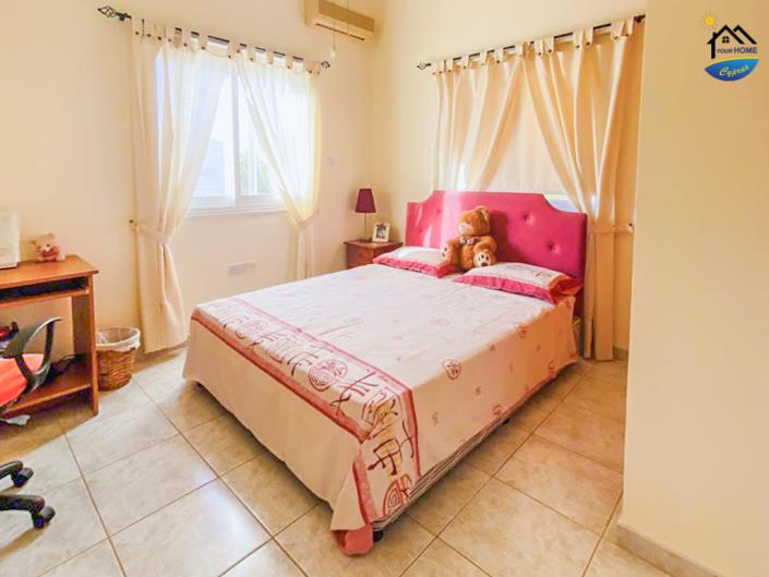 Image No.8-3 Bed Villa for sale