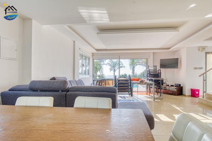 Image No.5-3 Bed Villa for sale