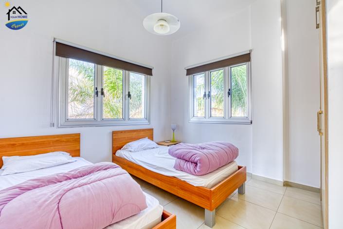 Image No.10-3 Bed Villa for sale