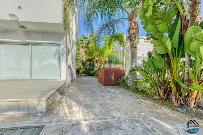 Image No.22-3 Bed Villa for sale