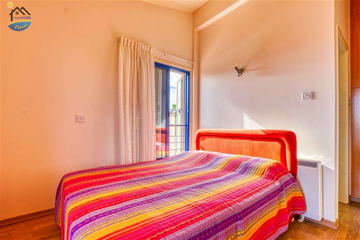 Image No.25-6 Bed Villa for sale