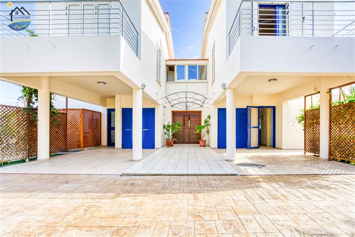 Image No.6-6 Bed Villa for sale