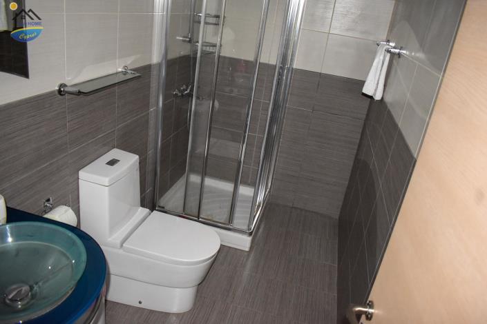 Image No.12-5 Bed Villa for sale