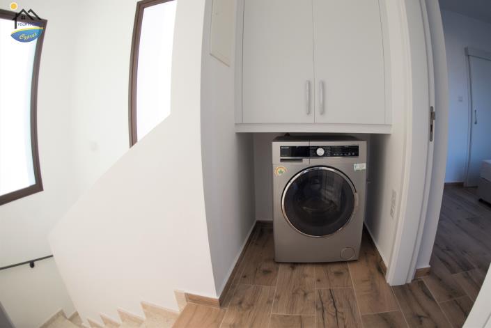 Image No.20-3 Bed Villa for sale