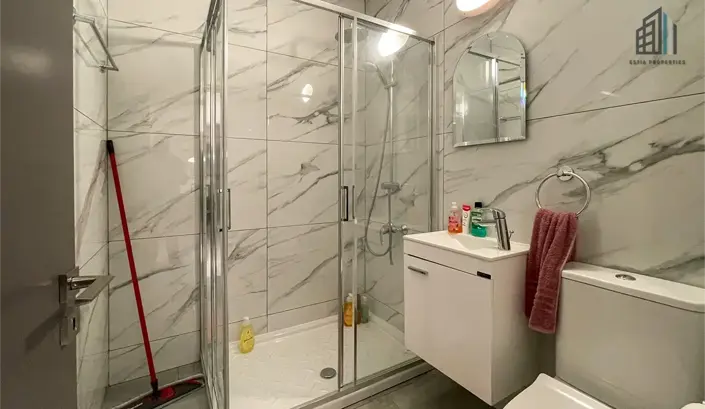 Image No.14-2 Bed Apartment for sale