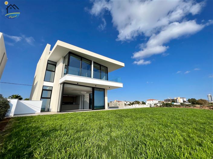 Image No.3-Villa de 4 chambres à vendre à Ayia Thekla