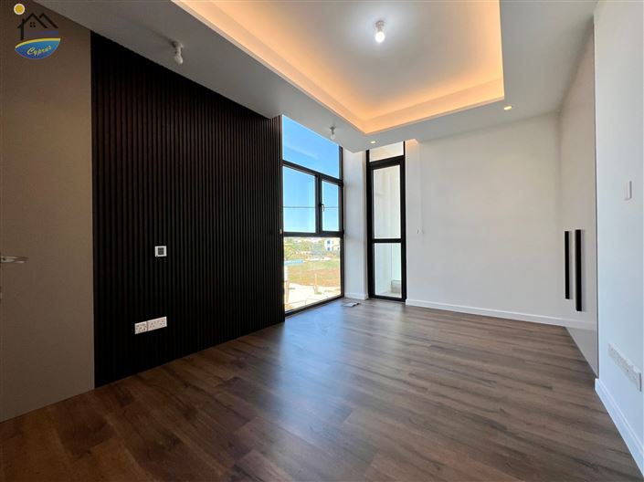 Image No.8-Villa de 4 chambres à vendre à Ayia Thekla