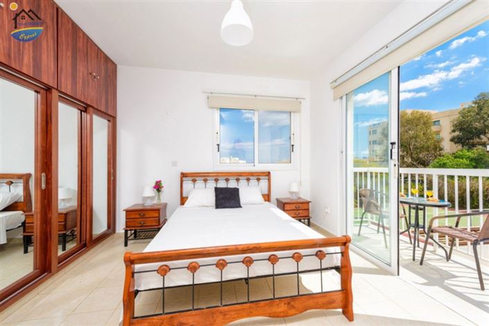 Image No.2-2 Bed Villa for sale