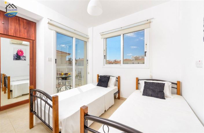 Image No.5-2 Bed Villa for sale