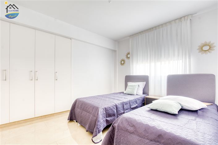 Image No.17-3 Bed Apartment for sale