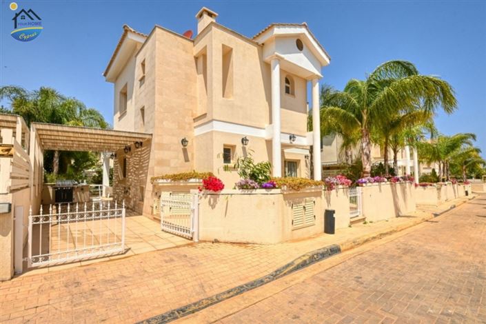 Image No.1-Villa de 3 chambres à vendre à Protaras
