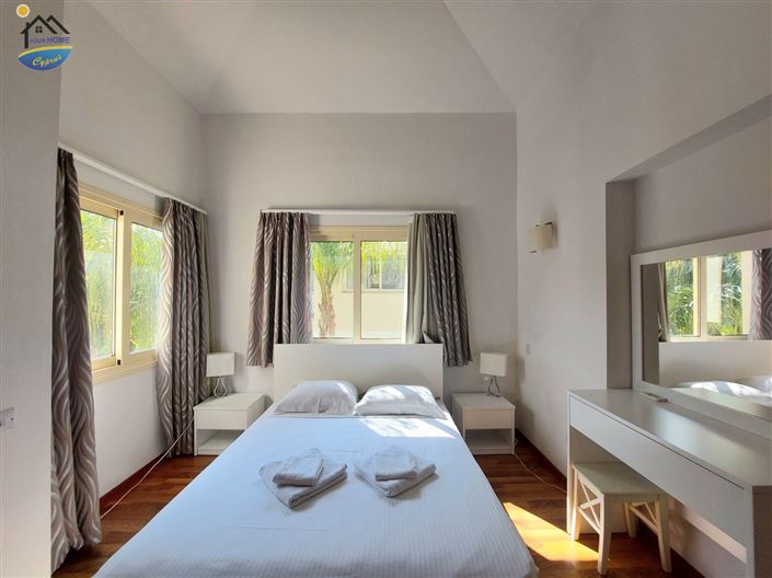 Image No.17-3 Bed Villa for sale