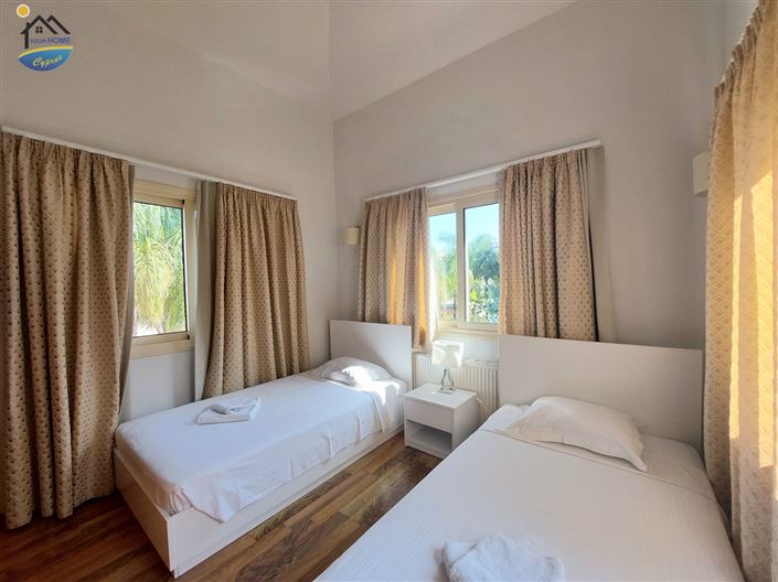 Image No.25-3 Bed Villa for sale