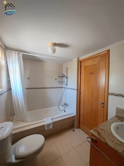 Image No.28-3 Bed Villa for sale