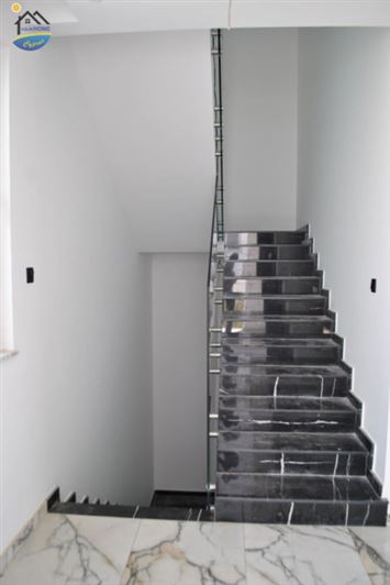 Image No.12-5 Bed Villa for sale