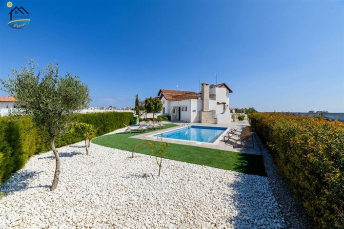 Image No.1-Villa de 4 chambres à vendre à Sotira