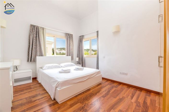 Image No.12-3 Bed Villa for sale