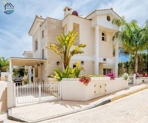 Image No.8-3 Bed Villa for sale