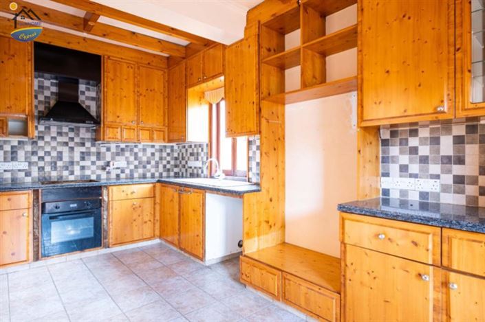 Image No.9-3 Bed Villa for sale