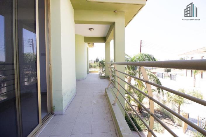 Image No.9-Maison / Villa de 4 chambres à vendre à Pervolia