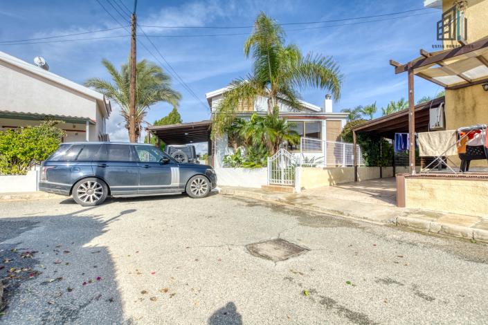 Image No.1-3 Bed Villa for sale