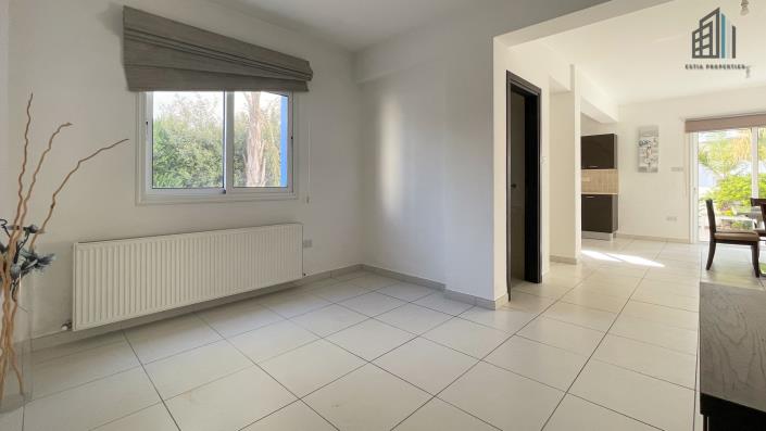 Image No.9-3 Bed Villa for sale