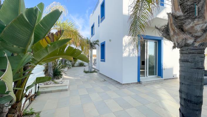 Image No.21-3 Bed Villa for sale