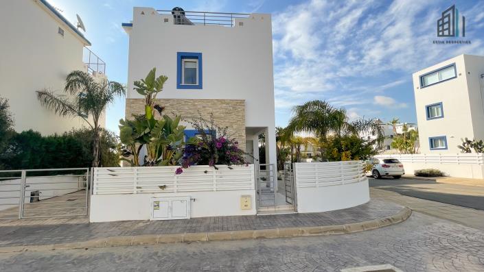 Image No.26-3 Bed Villa for sale